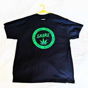 Share Marijuana Weed Mota Erbaccia Cannabis Insignia 420 Tee Adult XL T-shirt